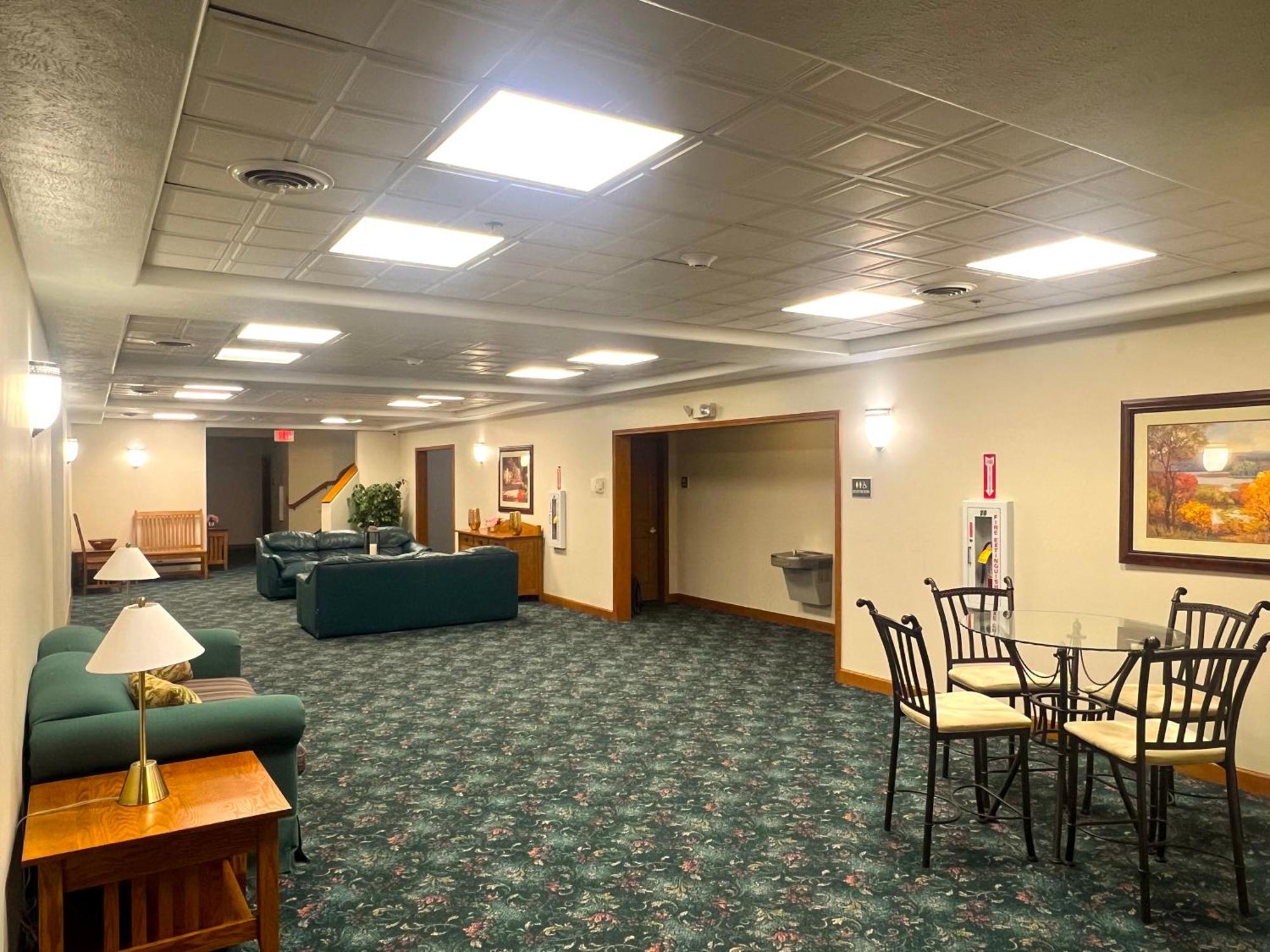 Van Buren Hotel Шипшевана Экстерьер фото